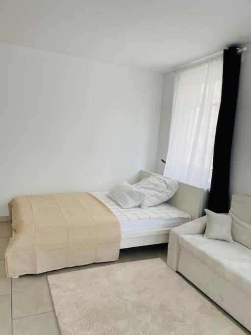 Studio-apartment Mit Balkon * Drezno