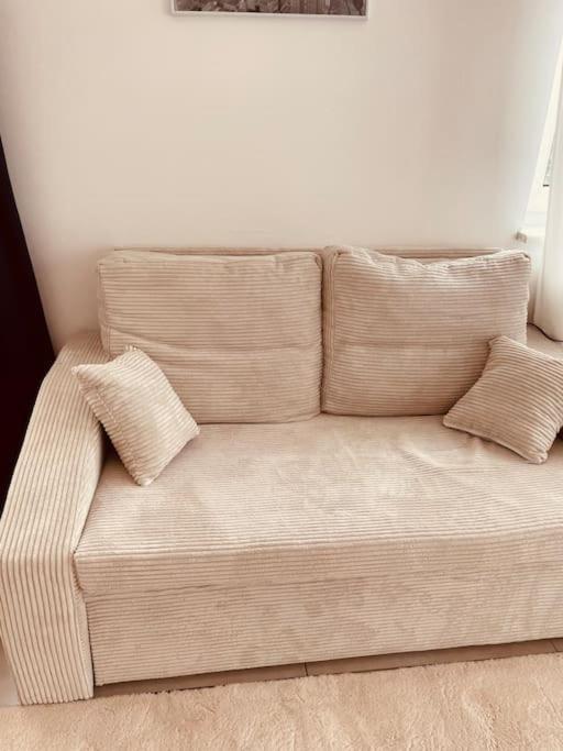 Apartament Studio-apartment Mit Balkon